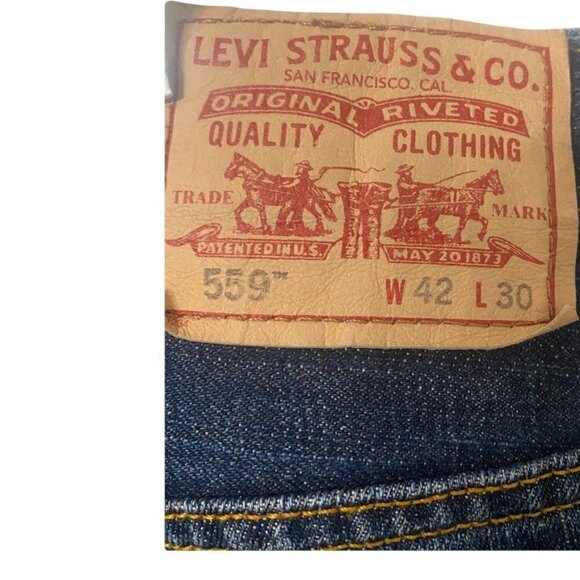Levi's Men's Dark Wash 559 Relaxed Straight Jeans - Picture 10 of 13